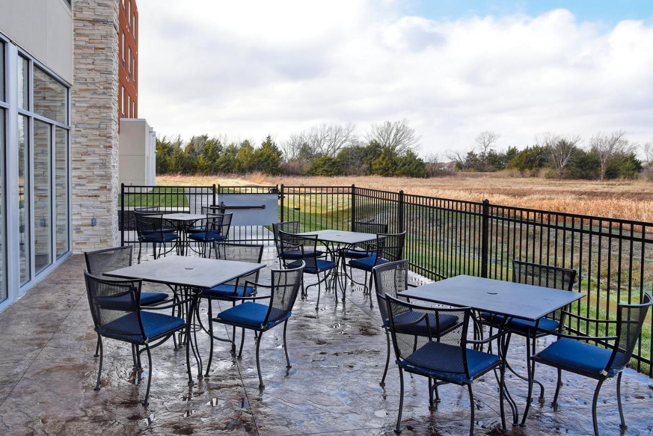 Holiday Inn Express & Suites - Ottawa By Ihg Extérieur photo